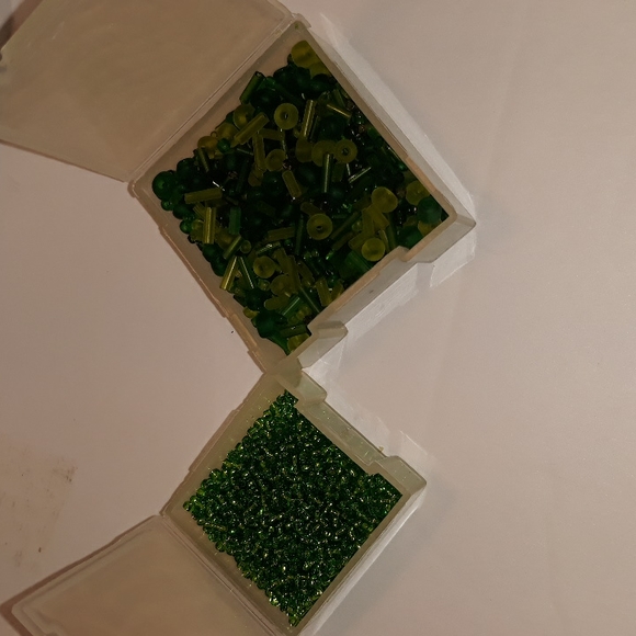 🔥50% off🔥Green Beads all sizes - Picture 5 of 8